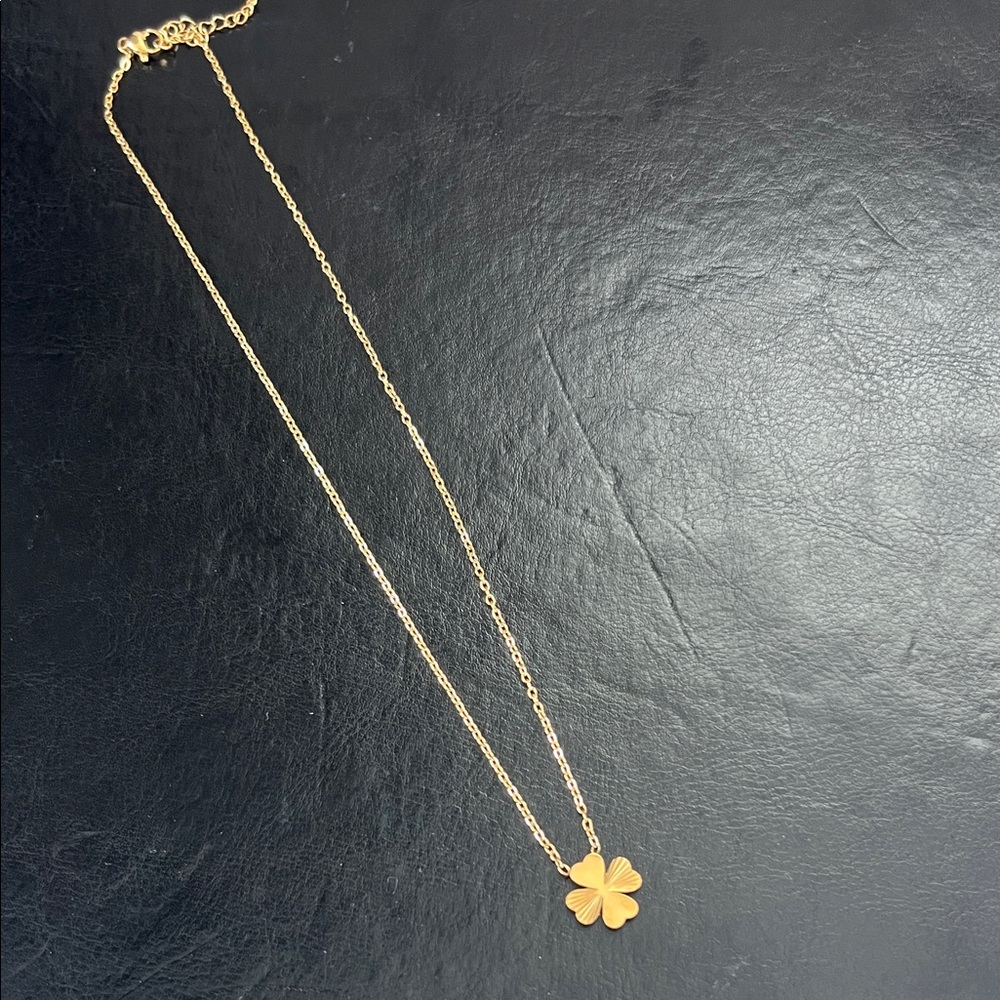 Gold Four-Leaf Clover Pendant Necklace - Women Jewelry